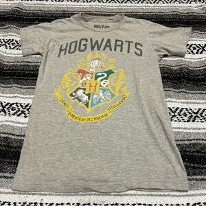 harry potter hogwarts tee unisex small